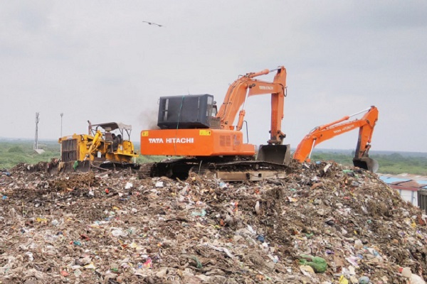 DOZER ON MSW landfill